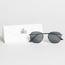Load image into Gallery viewer, Monte Sunglasses - Black