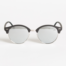 Load image into Gallery viewer, Lazaro Sunglasses - Black/Silver
